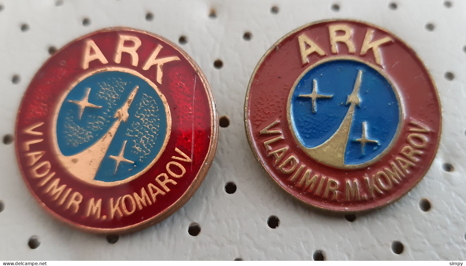 Astronaut Rocket Club ARK Vladimir Komarov Slovenia Ex Yugoslavia Pins - Espace