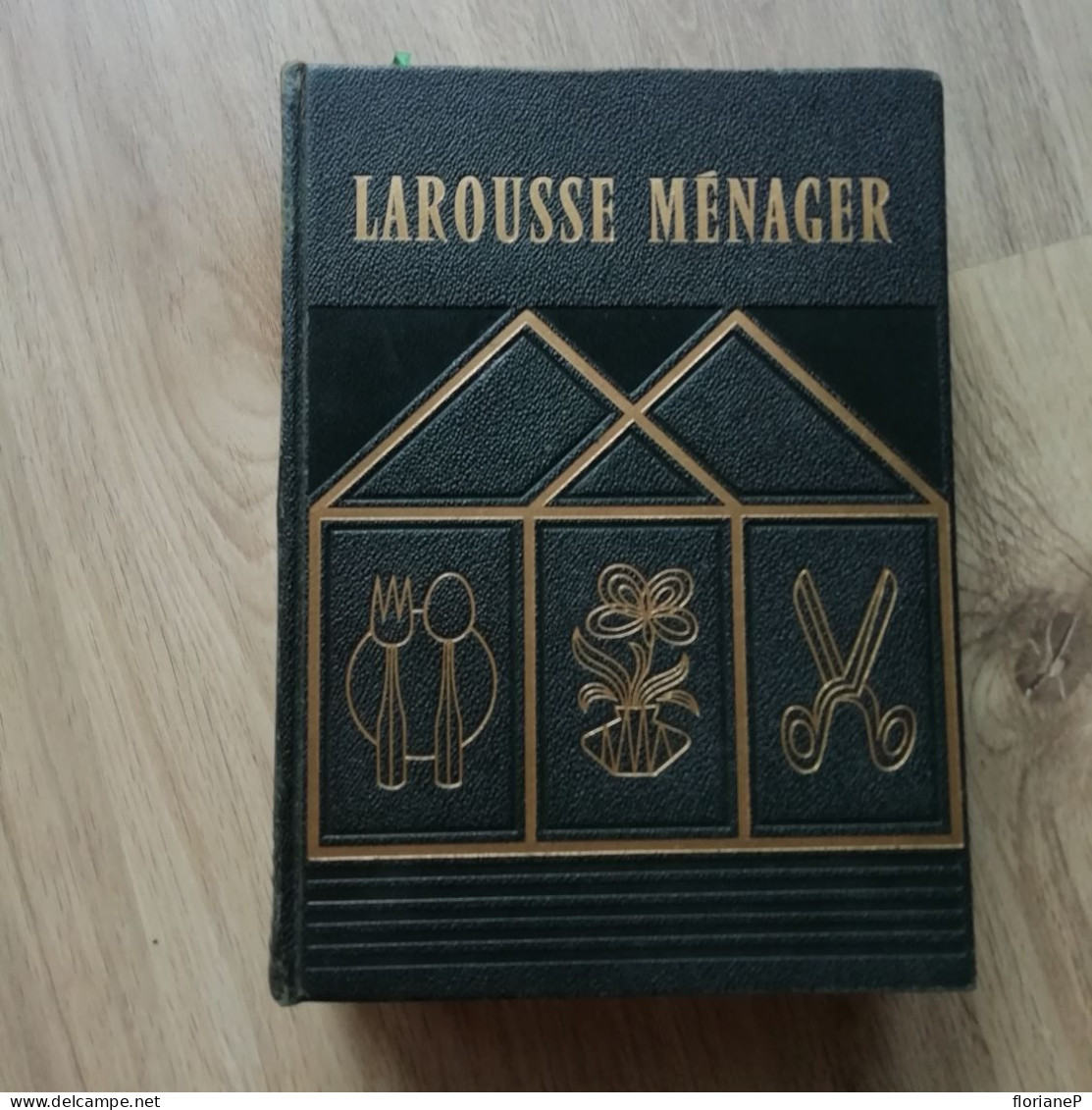 Larousse Menager - Encyclopaedia