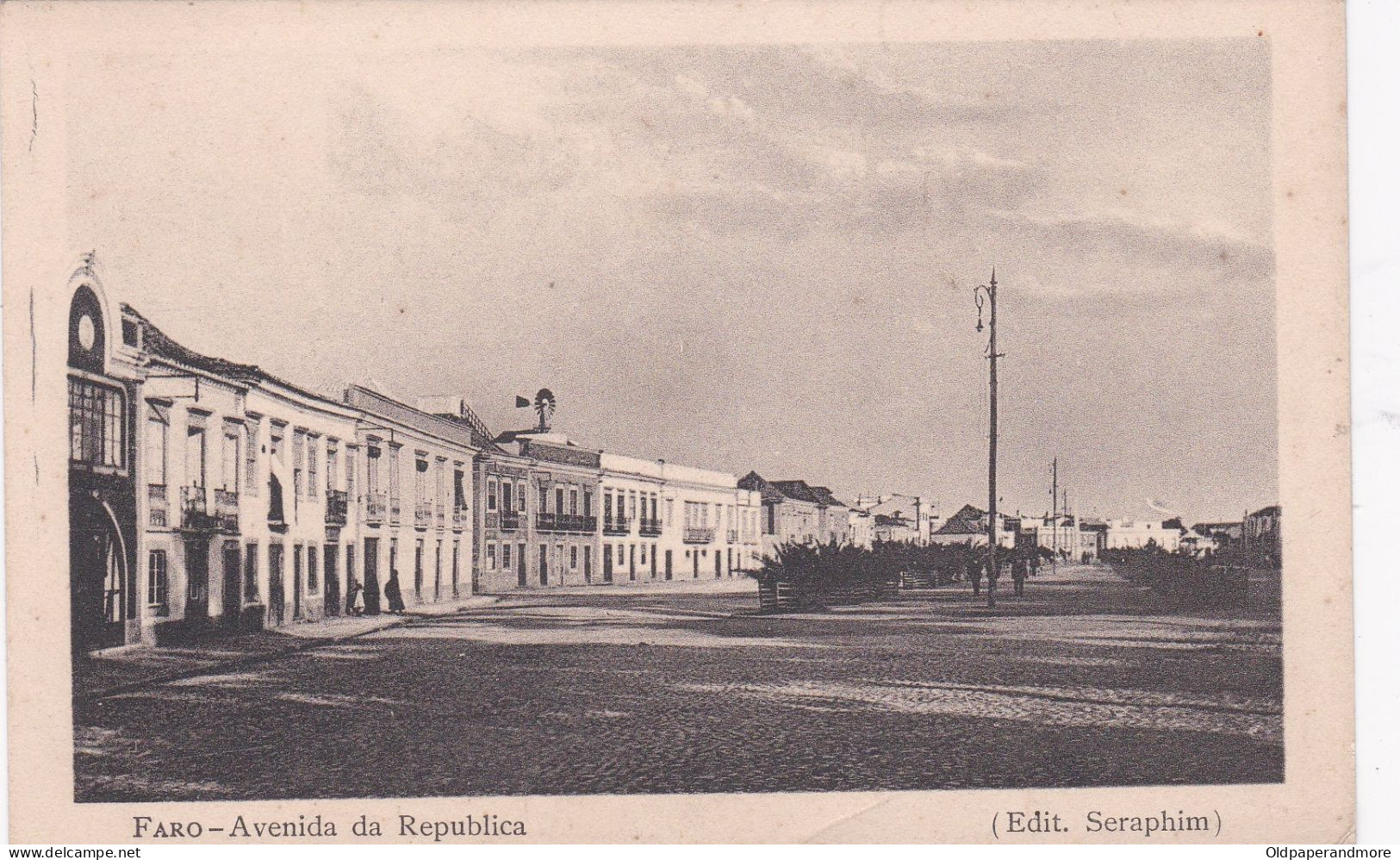 POSTCARD PORTUGAL - ALGARVE - FARO - AVENIDA DA REPUBLICA - Faro