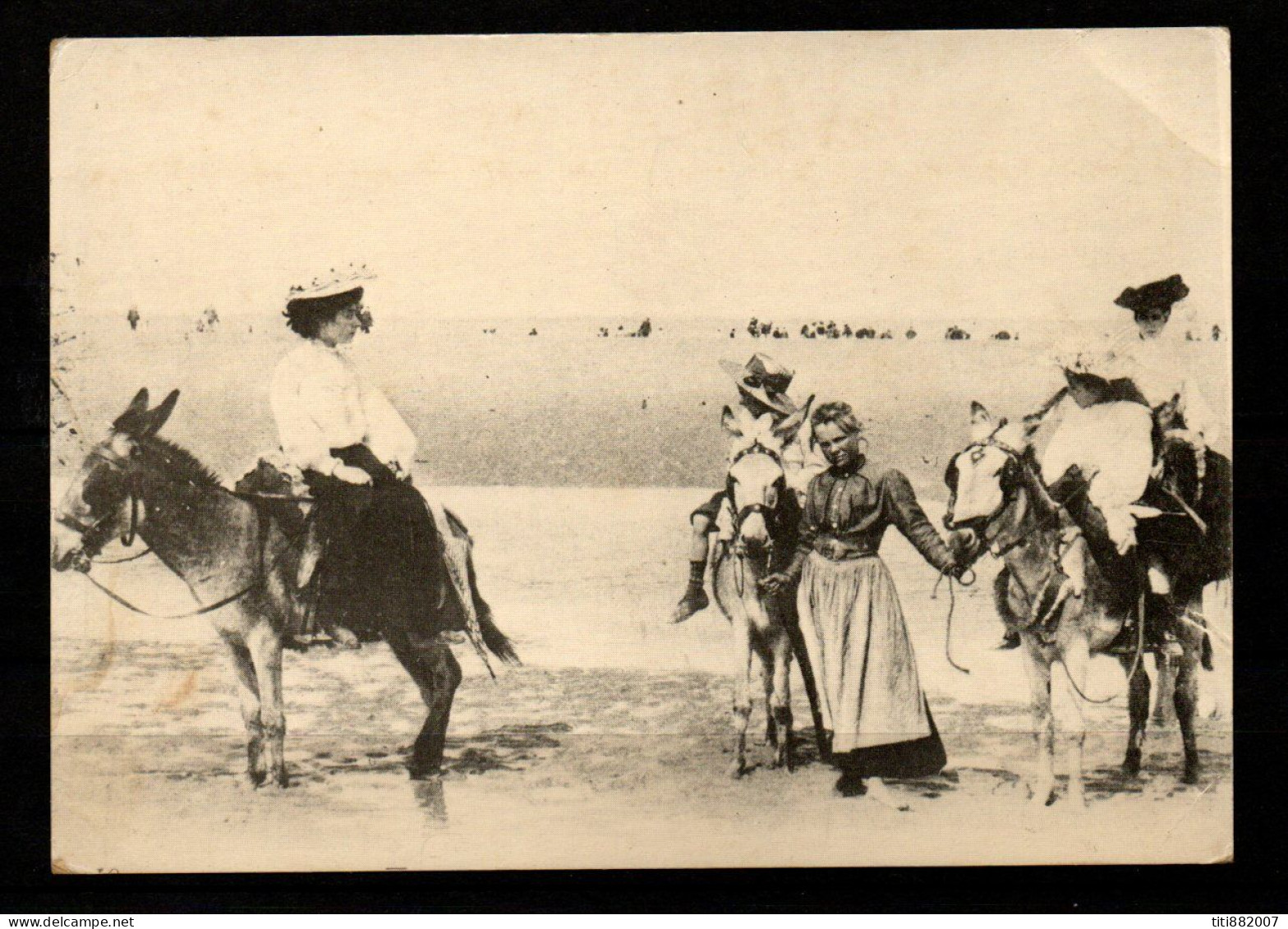 FRANCE    -    Promenade  à Dos D' âne Sur Le Littoral Nord - Donkeys