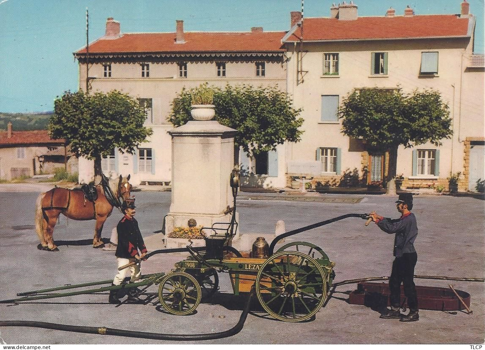 CPM  Musée Des Sapeurs-Pompiers De Lyon Pompe à Bras Aspirante Et Foulante 1908 Traction Hippomobile - Sapeurs-Pompiers