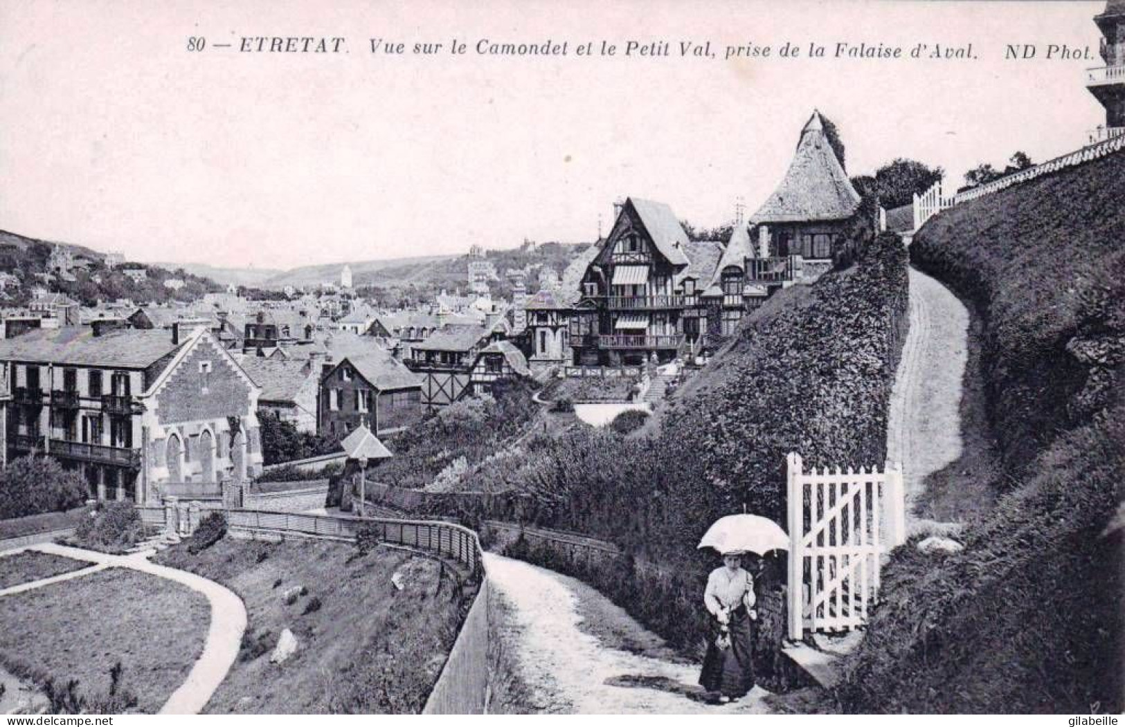 76 - Seine Maritime -  ETRETAT -   Vue Sur Le Camondet Et Le Petit Val, Prise De La Falaise D'Aval - Etretat