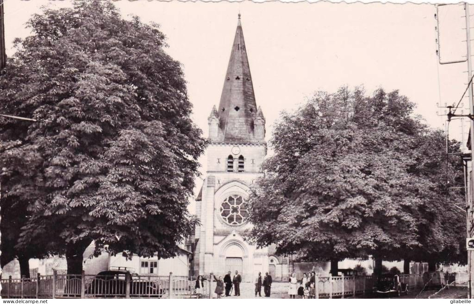 86 - Vienne -  CEAUX En LOUDUN - Place De L église - Andere & Zonder Classificatie