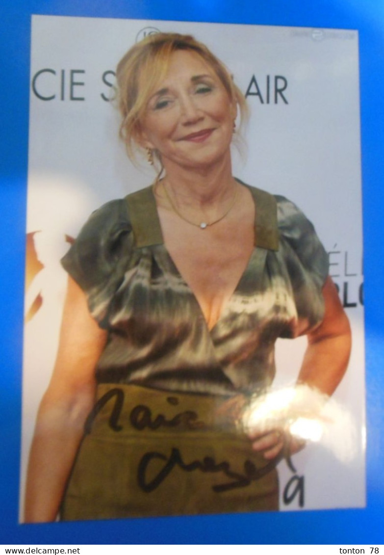 AUTOGRAPHE DE MARIE ANNE CHAZEL SUR PHOTO - Actors & Comedians