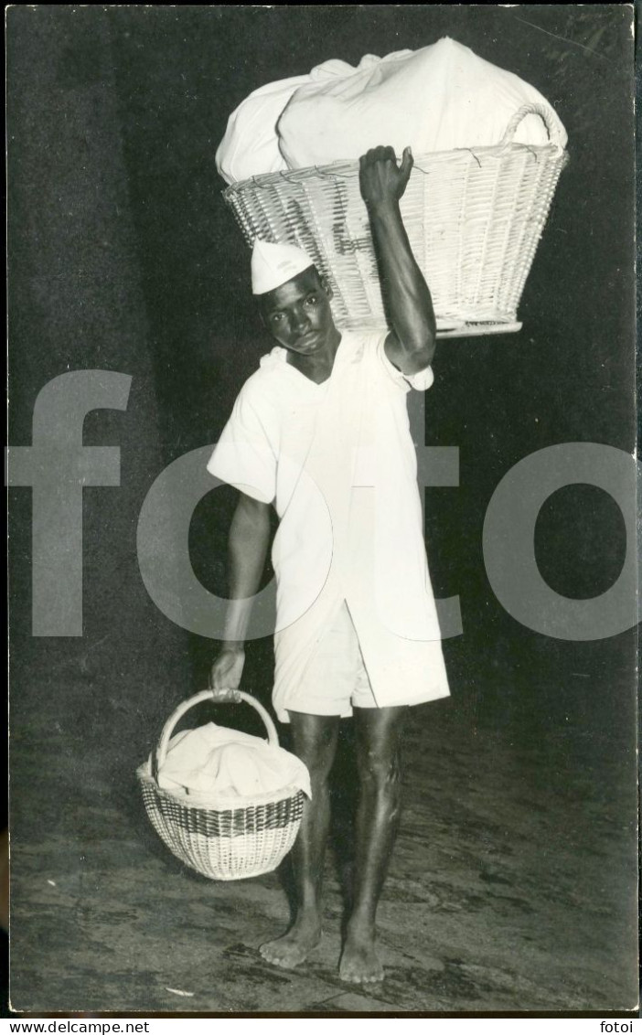 60s ORIGINAL AMATEUR PHOTO FOTO PADEIRO BAKER MAN BOY MOÇAMBIQUE MOZAMBIQUE AFRICA AFRIQUE - Afrique