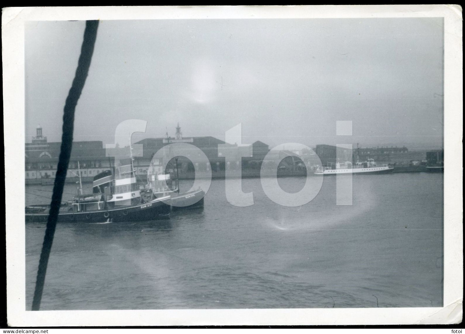 60S REAL ORIGINAL PHOTO FOTO SHIP TUGBOAT TUG SUN XXI THAMES RIVER ENGLAND UK REBOCADOR BATEAU AT447 - Bateaux