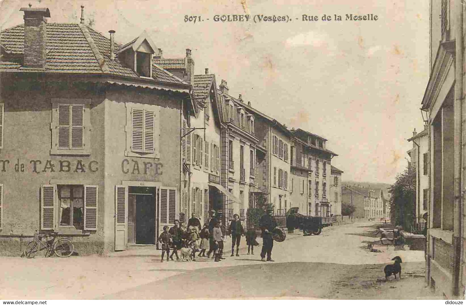 88 - Golbey - Rue De La Moselle - Animée - Café Tabac - Correspondance - CPA - Oblitération Ronde De 1933 - Etat Arraché - Golbey