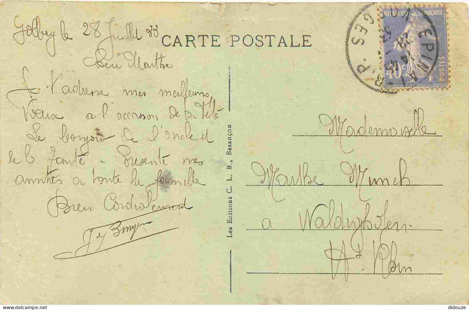 88 - Golbey - Rue De La Moselle - Animée - Café Tabac - Correspondance - CPA - Oblitération Ronde De 1933 - Etat Arraché - Golbey