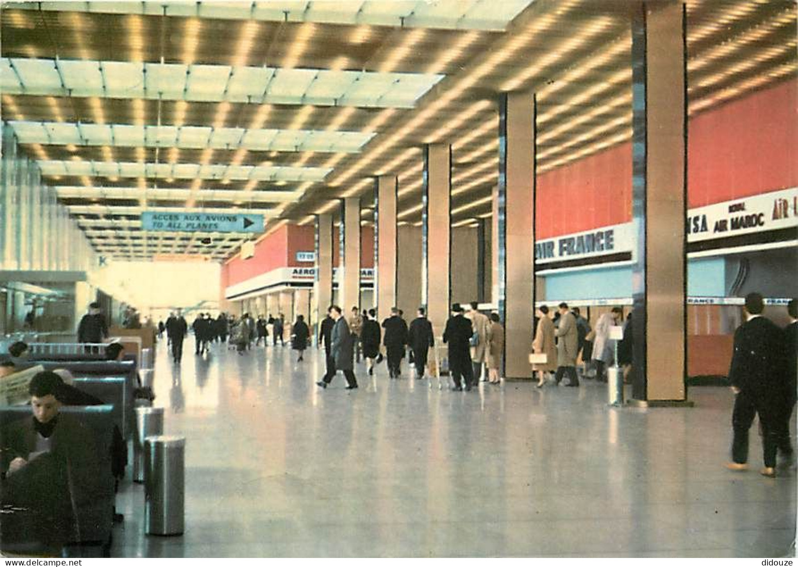 Aviation - Aéroport - Paris Orly - Le Hall - Airport - CPM - Etat Léger Pli Visible - Voir Scans Recto-Verso - Aerodromes