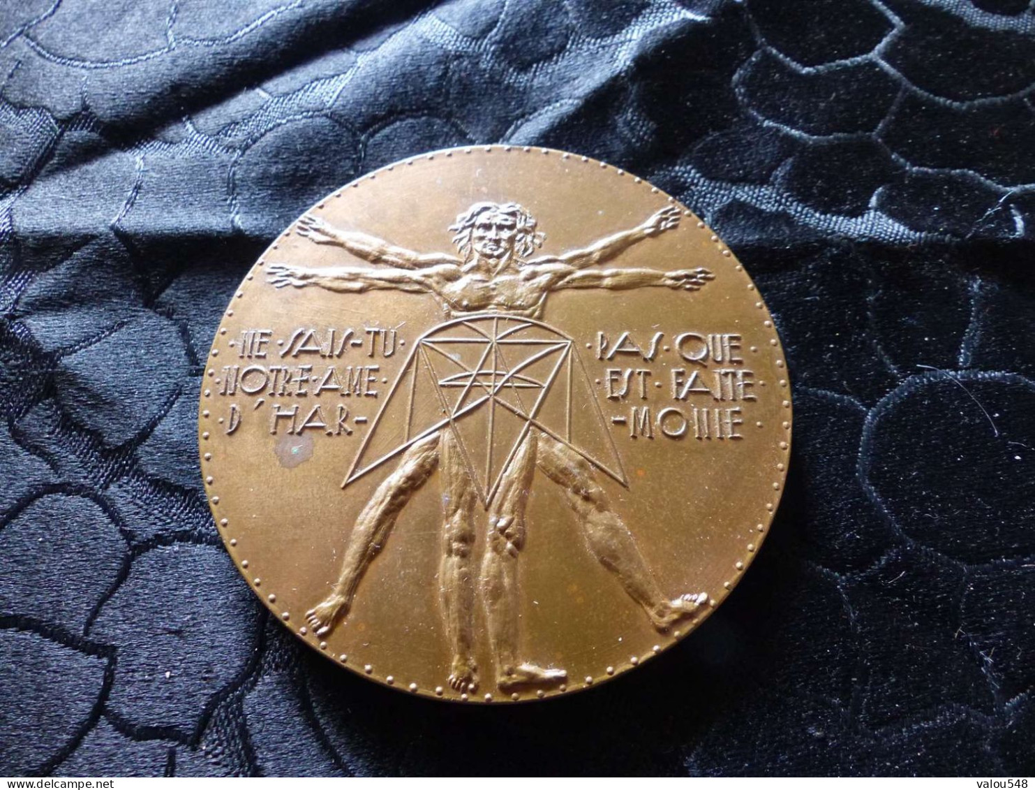 Grande Médaille En Bronze, Homme De Vitruve, Concours D'aménagement De Nevache 1975 - Professionals / Firms