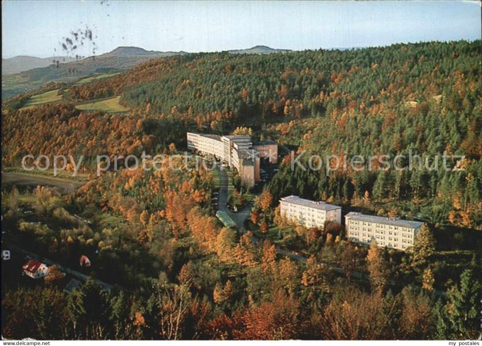 72496904 Schwabthal Sanatorium Lautergrund Im Hintergrund Staffelberg Herbststim - Staffelstein