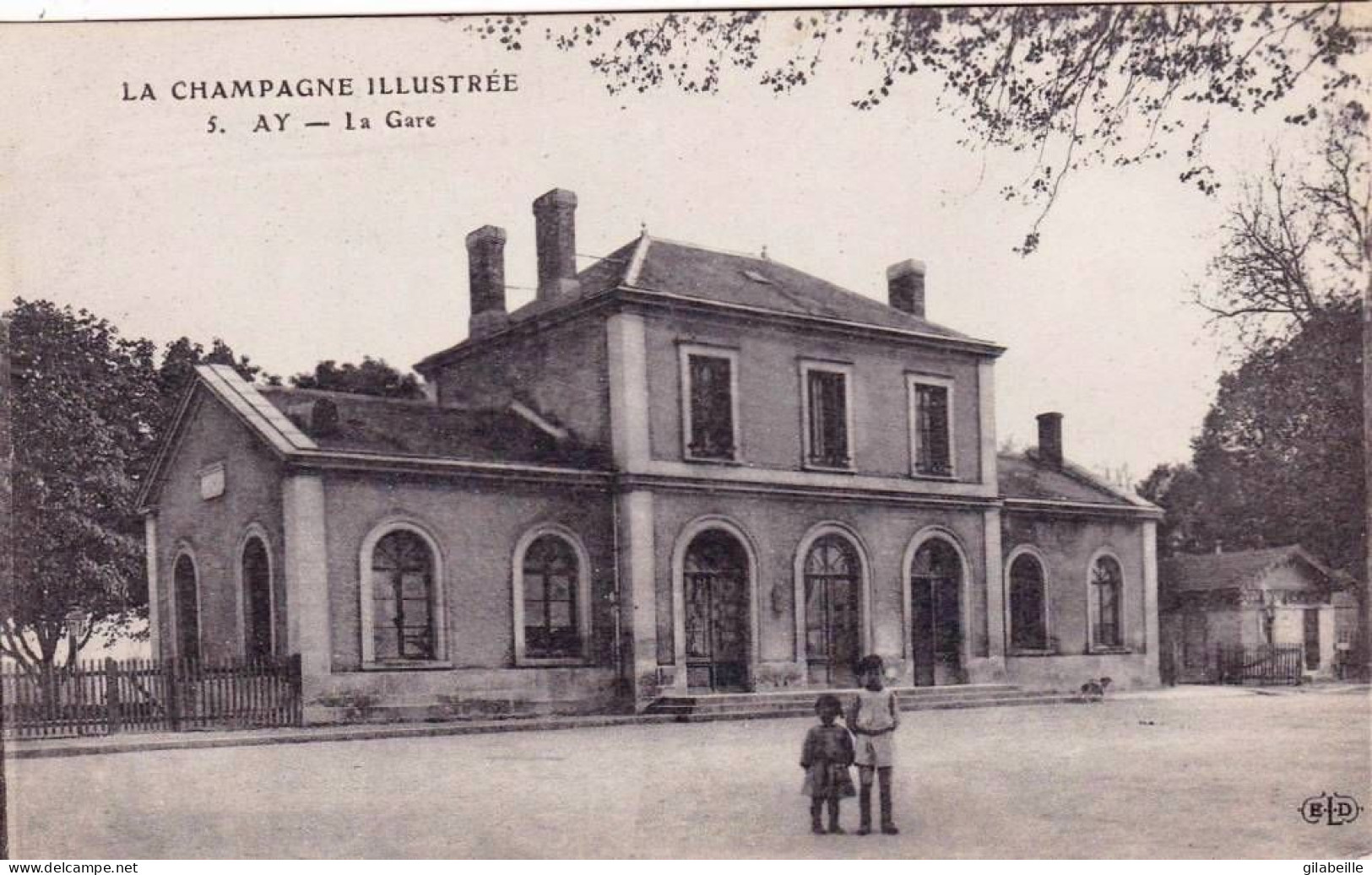 51 - Marne -  AY En CHAMPAGNE -  La Gare - Ay En Champagne