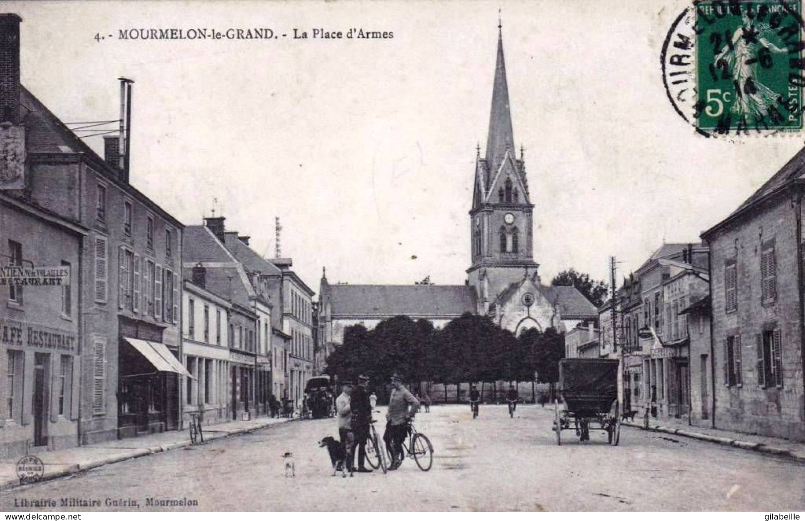 51 - Marne -  MOURMELON Le GRAND -  Place D Armes - Mourmelon Le Grand