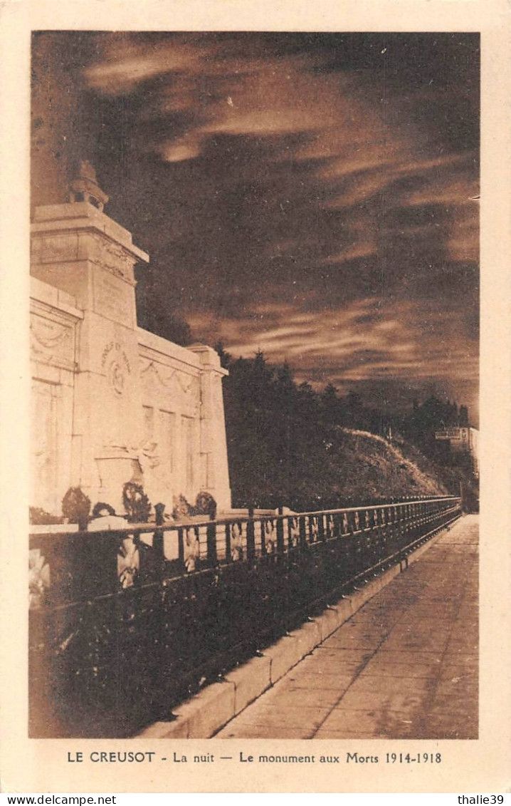 Le Creusot Monument Aux Morts - Le Creusot