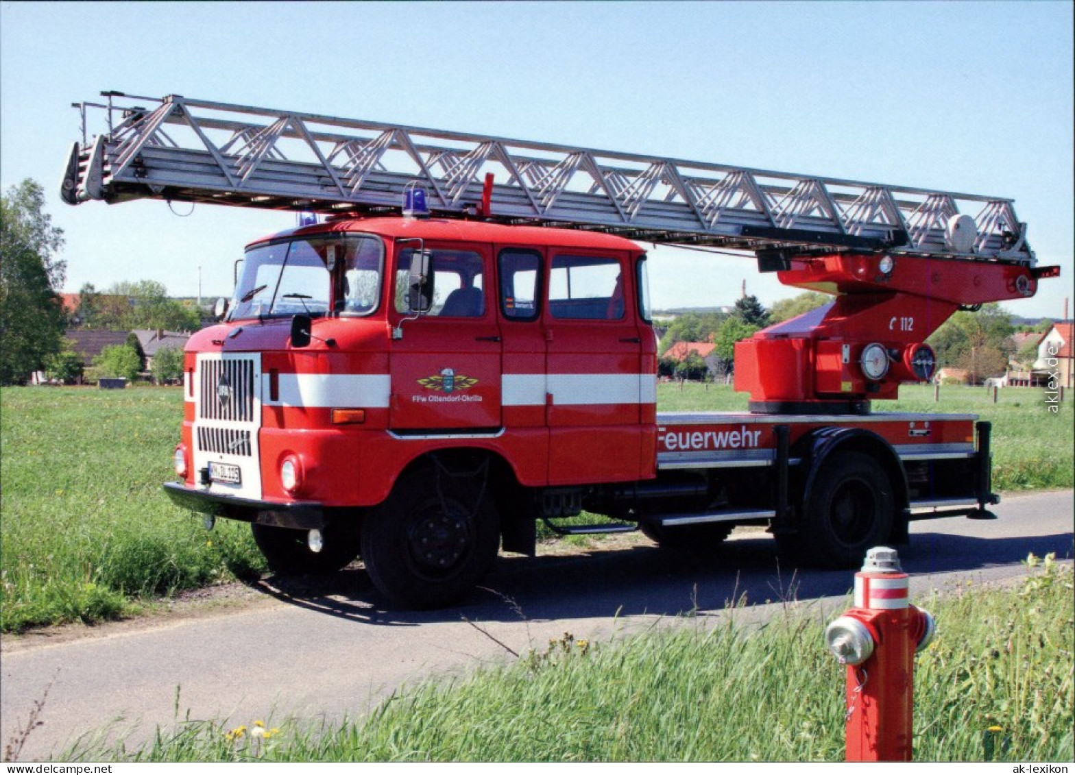 Ansichtskarte  Feuerwehr DL 30, W50 1995 - PKW