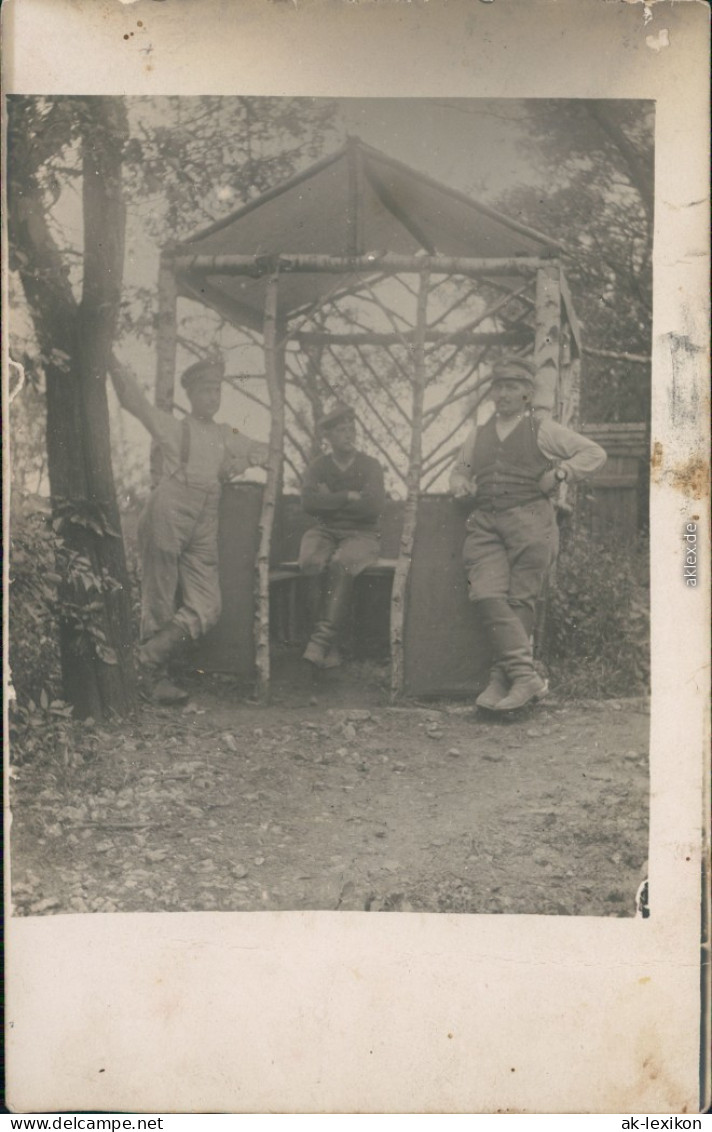 Foto  Soldaten-Porträts 1. Weltkrieg 1915 Privatfoto - Personnages