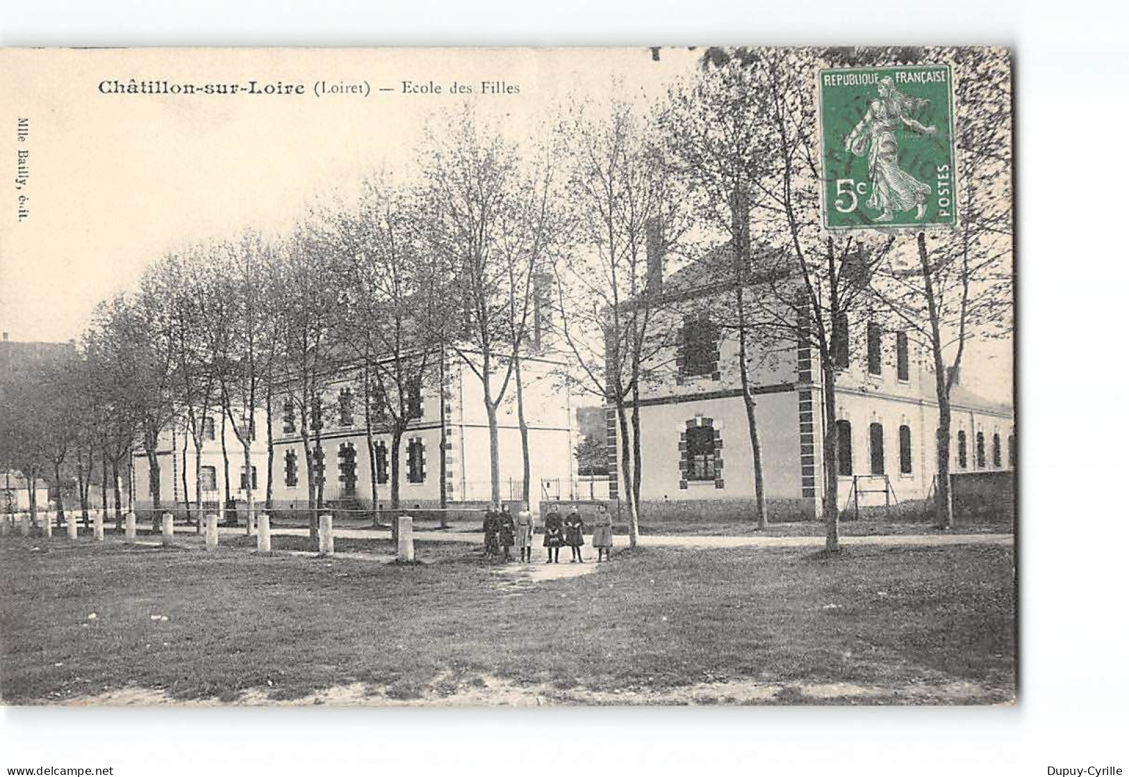 CHATILLON SUR LOIRE - Ecole Des Filles - Très Bon état - Chatillon Sur Loire