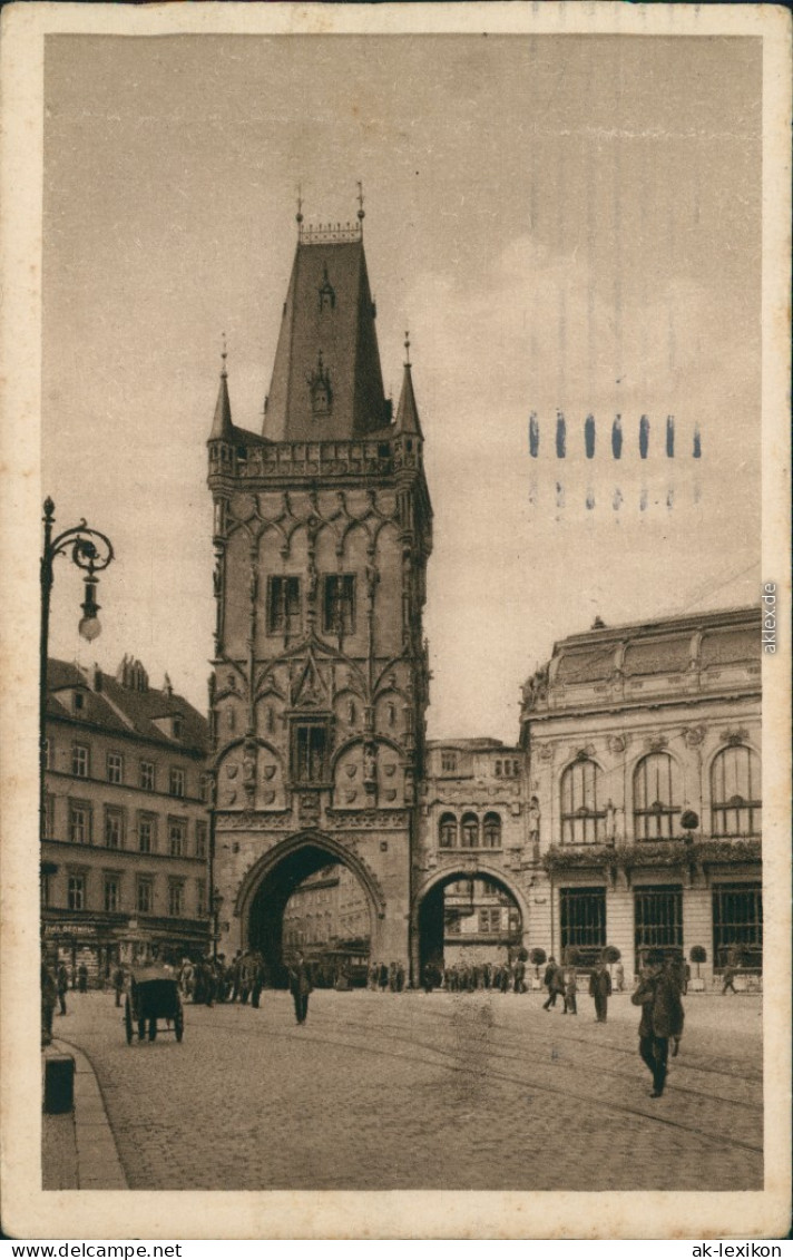 Postcard Prag Praha Prašná Brána/Prager Pulverturm Belebt 1927 - Tschechische Republik