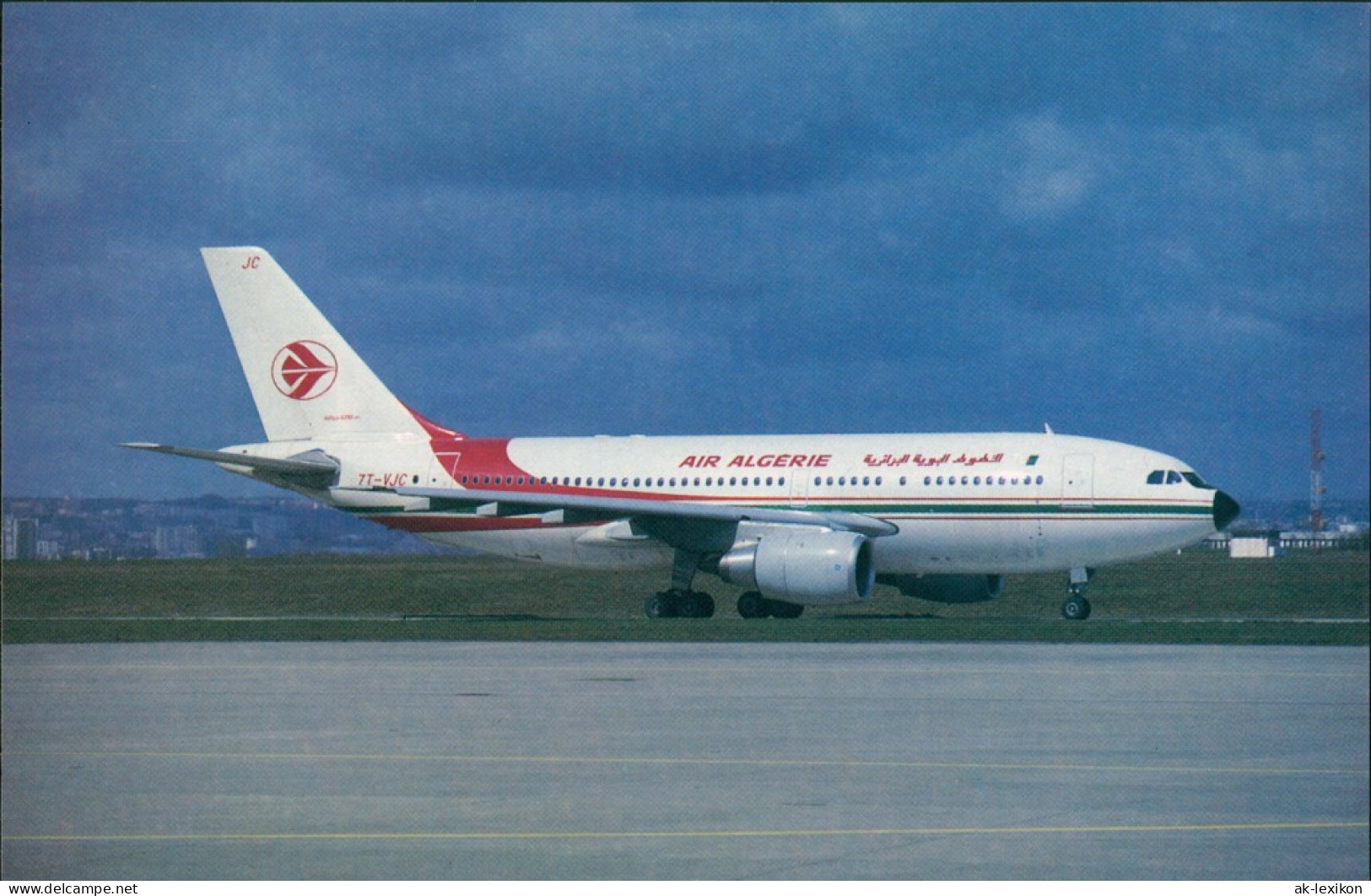 Ansichtskarte  Air Algerie Airbus Industrie A310-203 7T-VJC Flugzeug 1990 - 1946-....: Ere Moderne