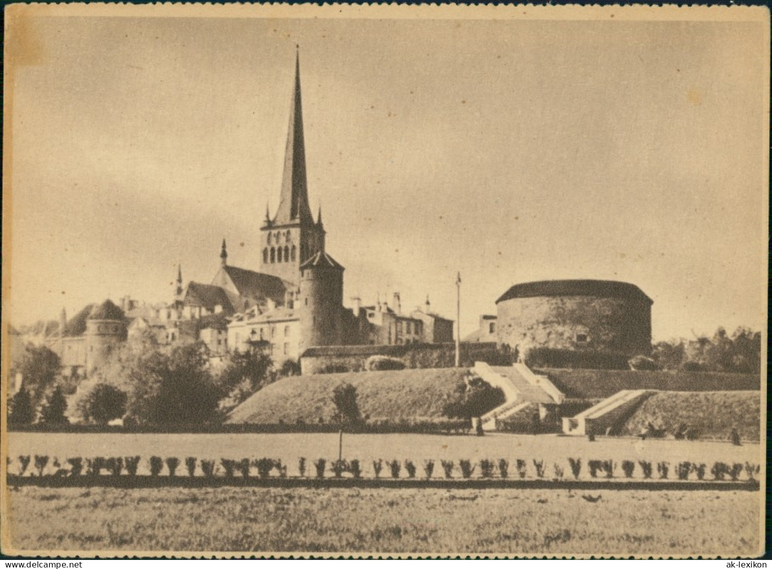 Postcard Reval Tallinn (Ревель) St. Olai Und Dicke Margarete 1942 - Estonia