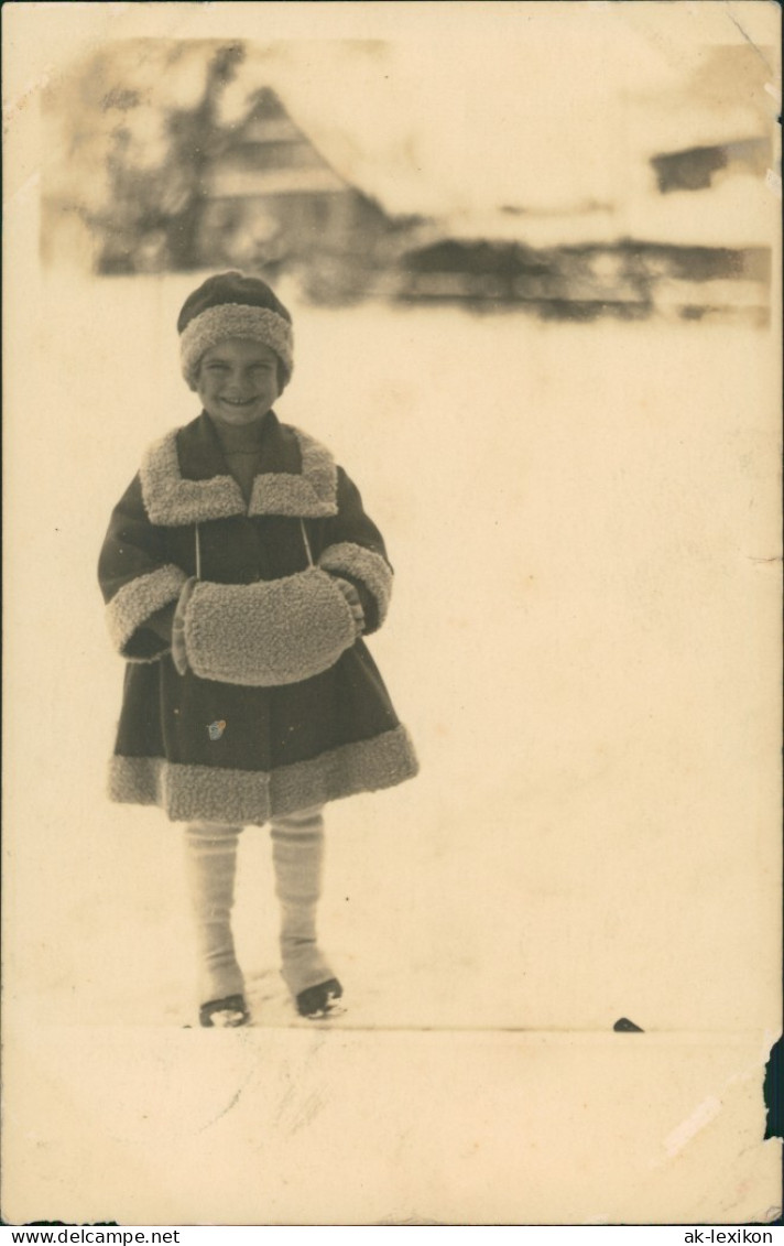 Winter (Schnee/Eis) Stimmungsbild Foto Mit Kind Mädchen 1926 Privatfoto - Abbildungen