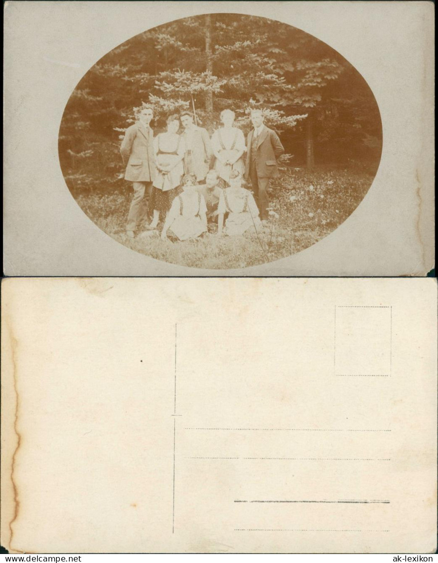 Menschen / Soziales Leben Gruppenfoto Gesellschaft Im Wald 1910 Privatfoto - Non Classés