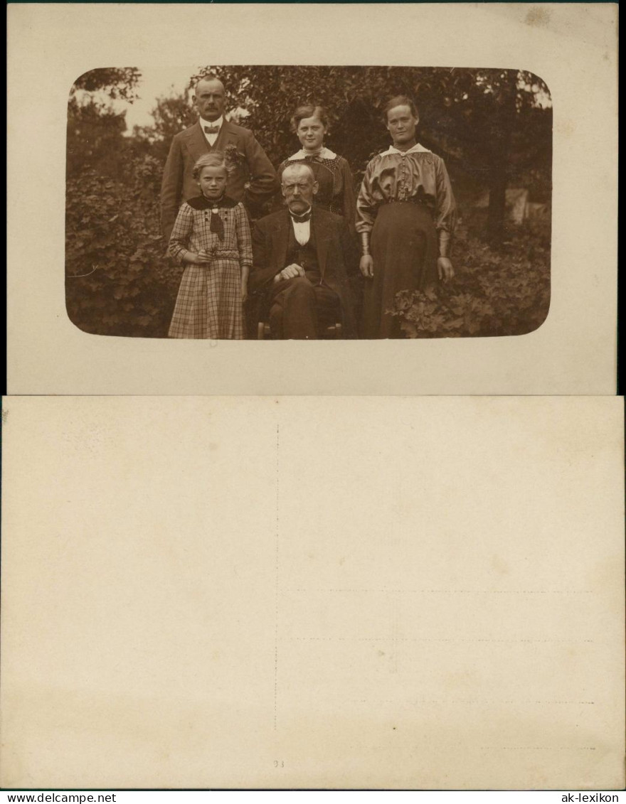 Menschen Soziales Leben Familienfotos Gruppenfoto 1910 Privatfoto - Groupes D'enfants & Familles