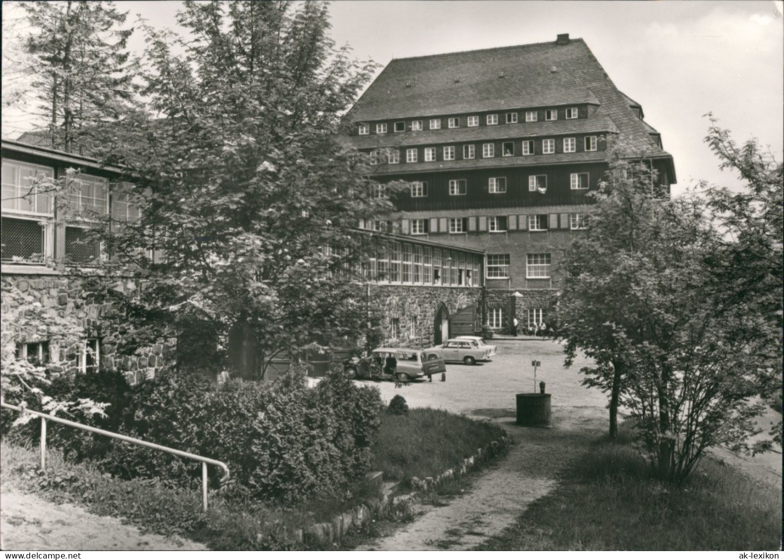 Altenberg (Erzgebirge) Sanatorium "Raupennest" Mit DDR Autos 1984 - Altenberg