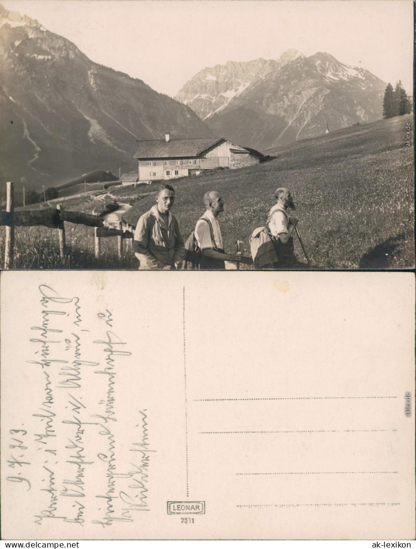 Ansichtskarte  Bergsteiger Am Fuss Des Berges 1923 - Zu Identifizieren