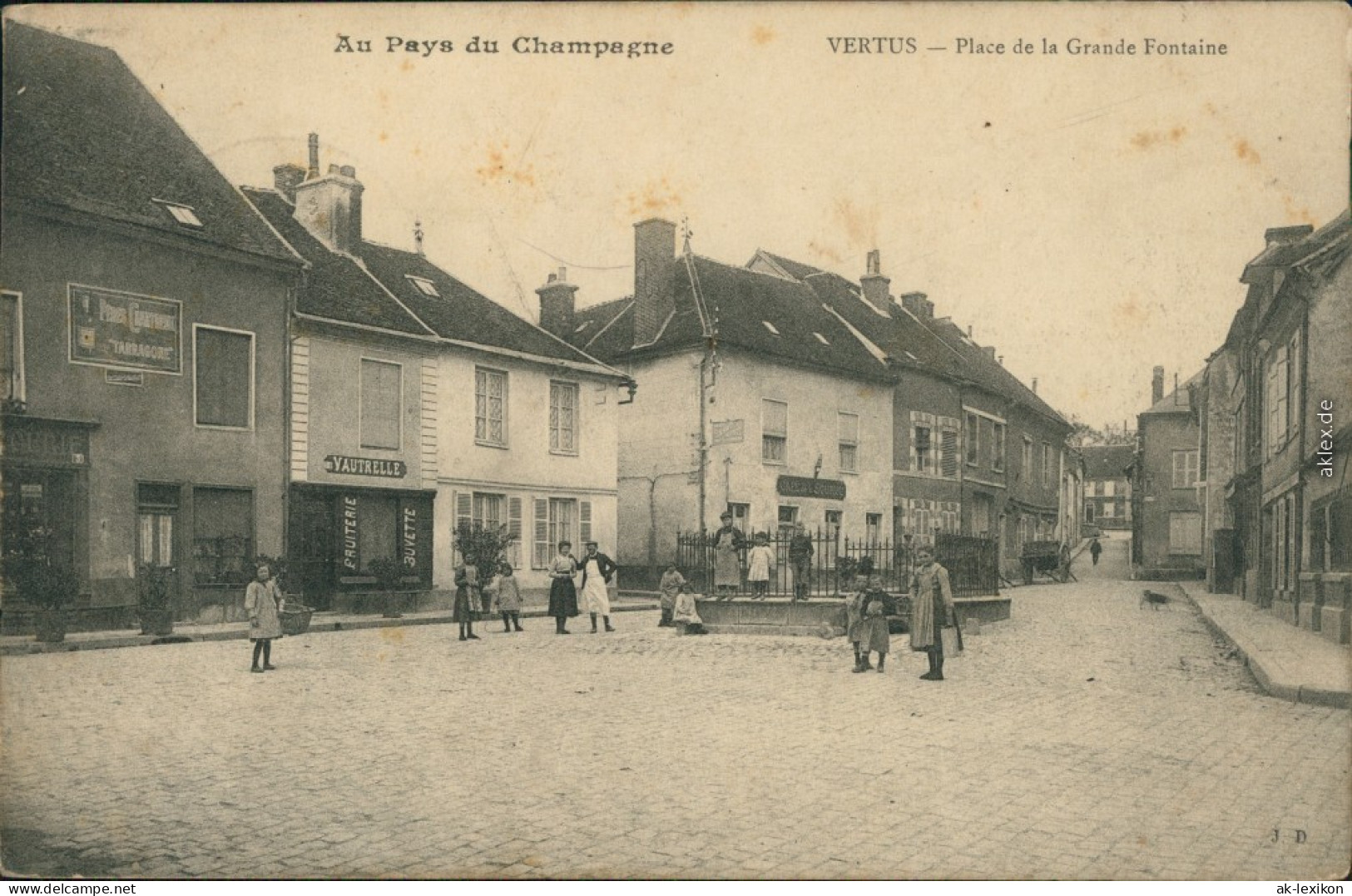 CPA Vertus Place De La Grande Fontaine 1914  - Other & Unclassified