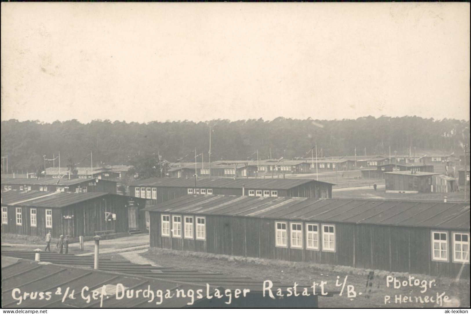 Ansichtskarte Rastatt Fotokarte Durchgangslager Kriegsgefangenenlager 1945  - Rastatt