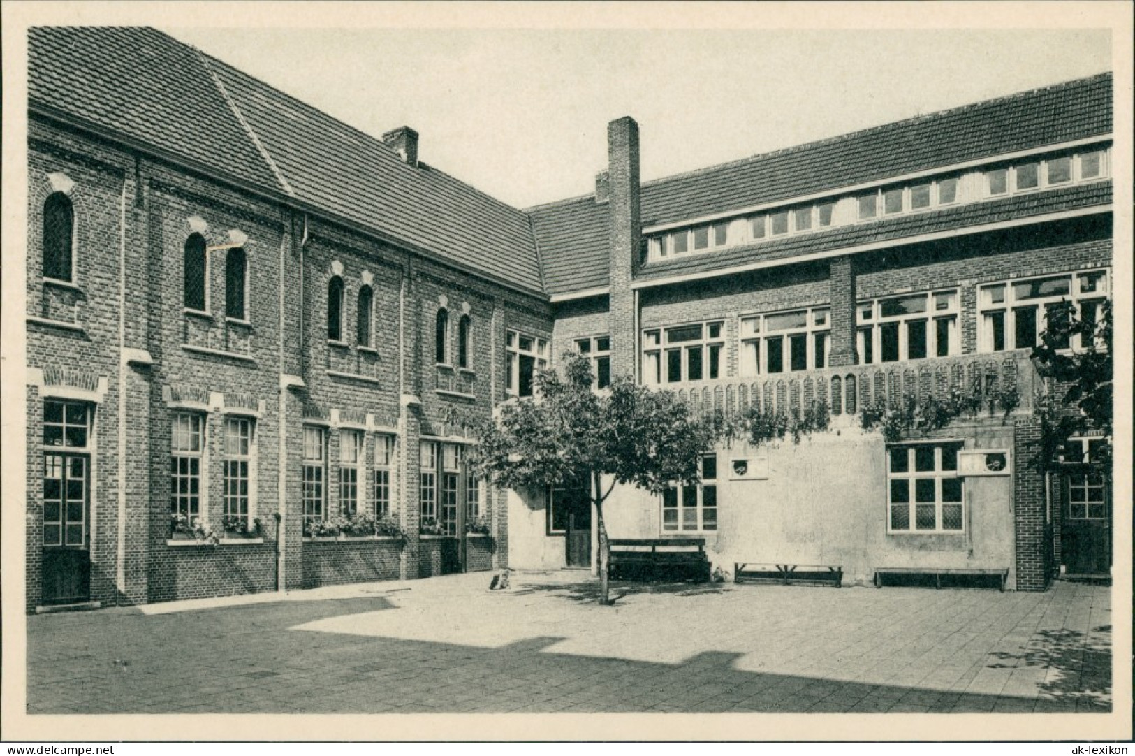 Postkaart Ravels Open-lucht-school - Schulhof 1929  - Autres & Non Classés