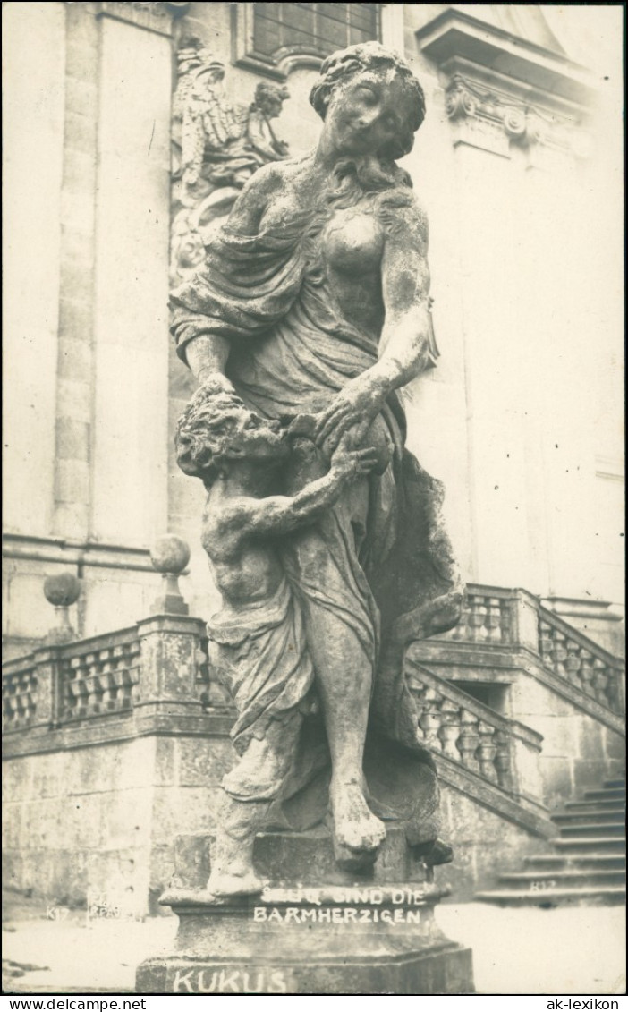 Foto Kukus Kuks Schloß - Statue Barmherzigkeit 1925 Privatfoto - Czech Republic