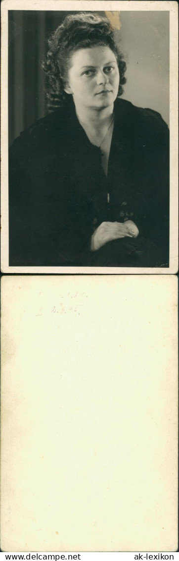 Atelierfoto - Frau Menschen / Soziales Leben - Frauen 1955 Privatfoto - People