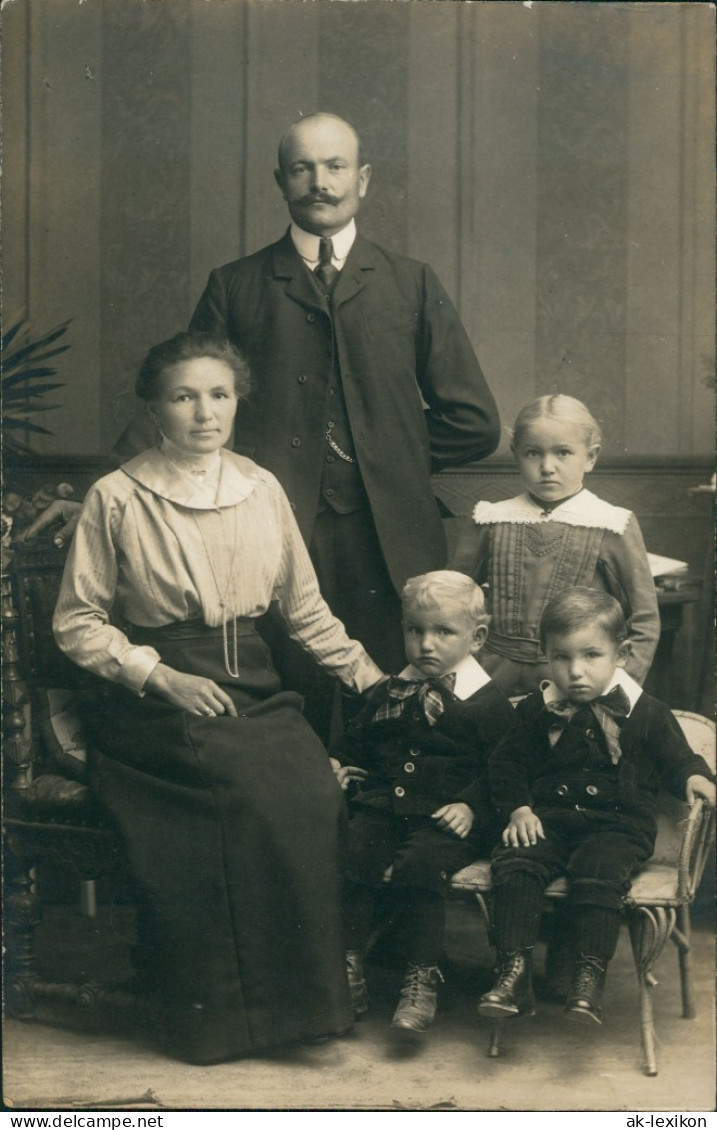 Fotokunst Familien Porträt Foto Gruppenfoto, Kinder, Children 1920 Privatfoto - Portraits