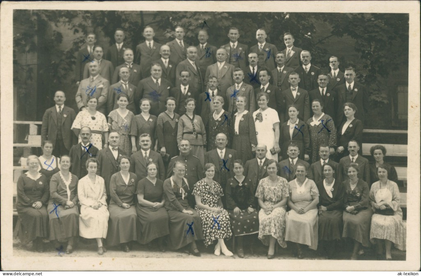 Menschen Soziales Leben Gruppenfoto Aufgereihte Gesellschaft 1950 Privatfoto - Unclassified