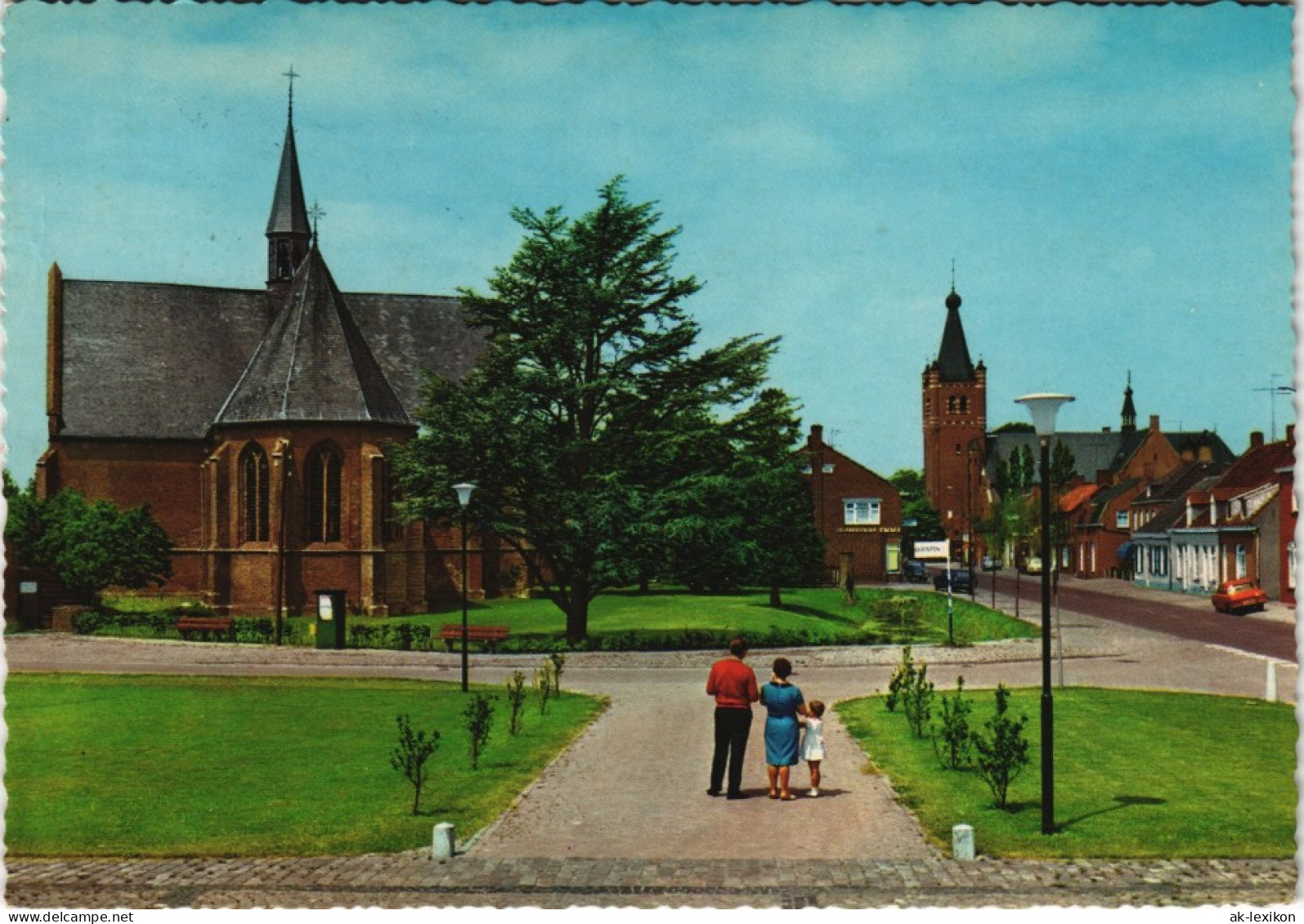 Postkaart Chaam Dorpstraat Dorfstrasse Mit Kirche, Kerk 1967 - Autres & Non Classés