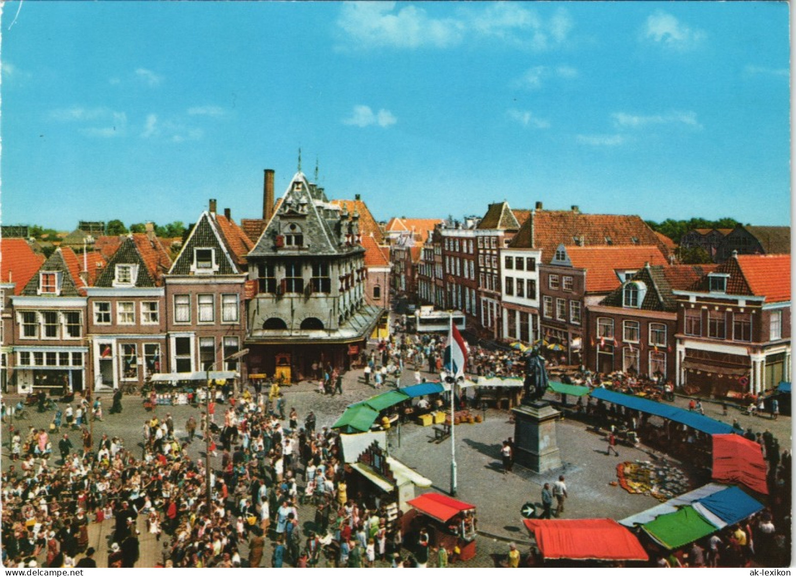 Postkaart Hoorn Oud-Hollandse Markt Op De Kaasmarkt, Käse-Markt 1980 - Other & Unclassified