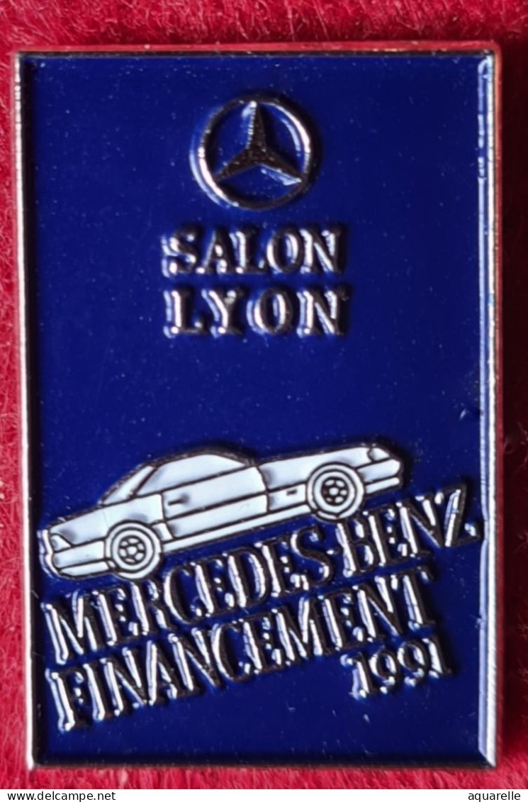 SUPER PIN'S "MERCEDES BENZ SERVICE FINANCEMENT"  Salon Automobile De LYON En1991 Zamac Base ARGENT - Mercedes