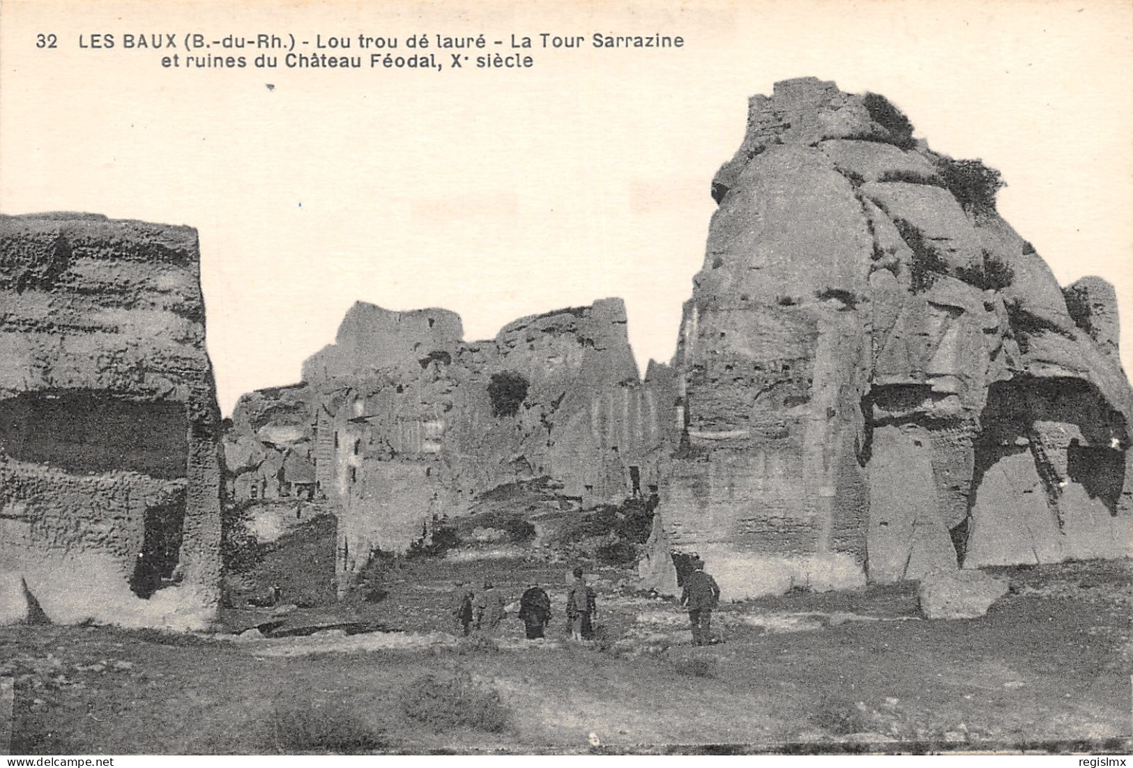 13-LES BAUX-LA TOUR SARRAZINE-N°359-D/0343 - Les-Baux-de-Provence