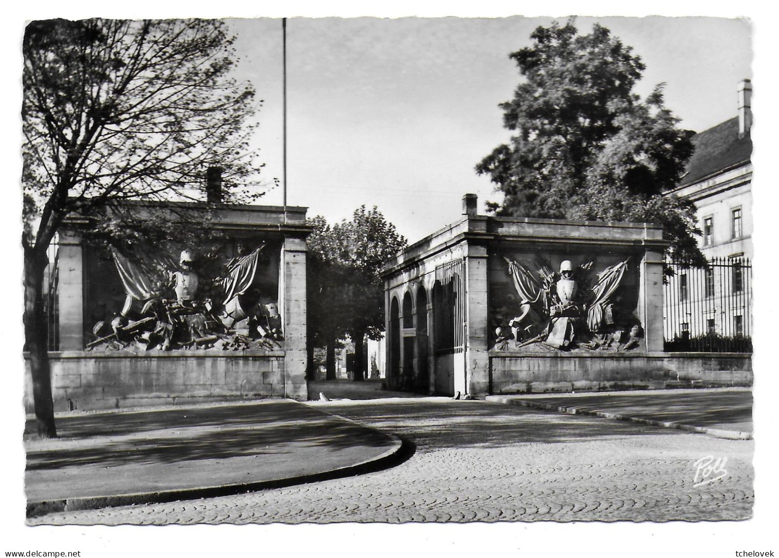 (57). Metz. H 31023 Cathedrale Gare & 806 Metz Historique & (3) Entree Caserne Ney - Metz