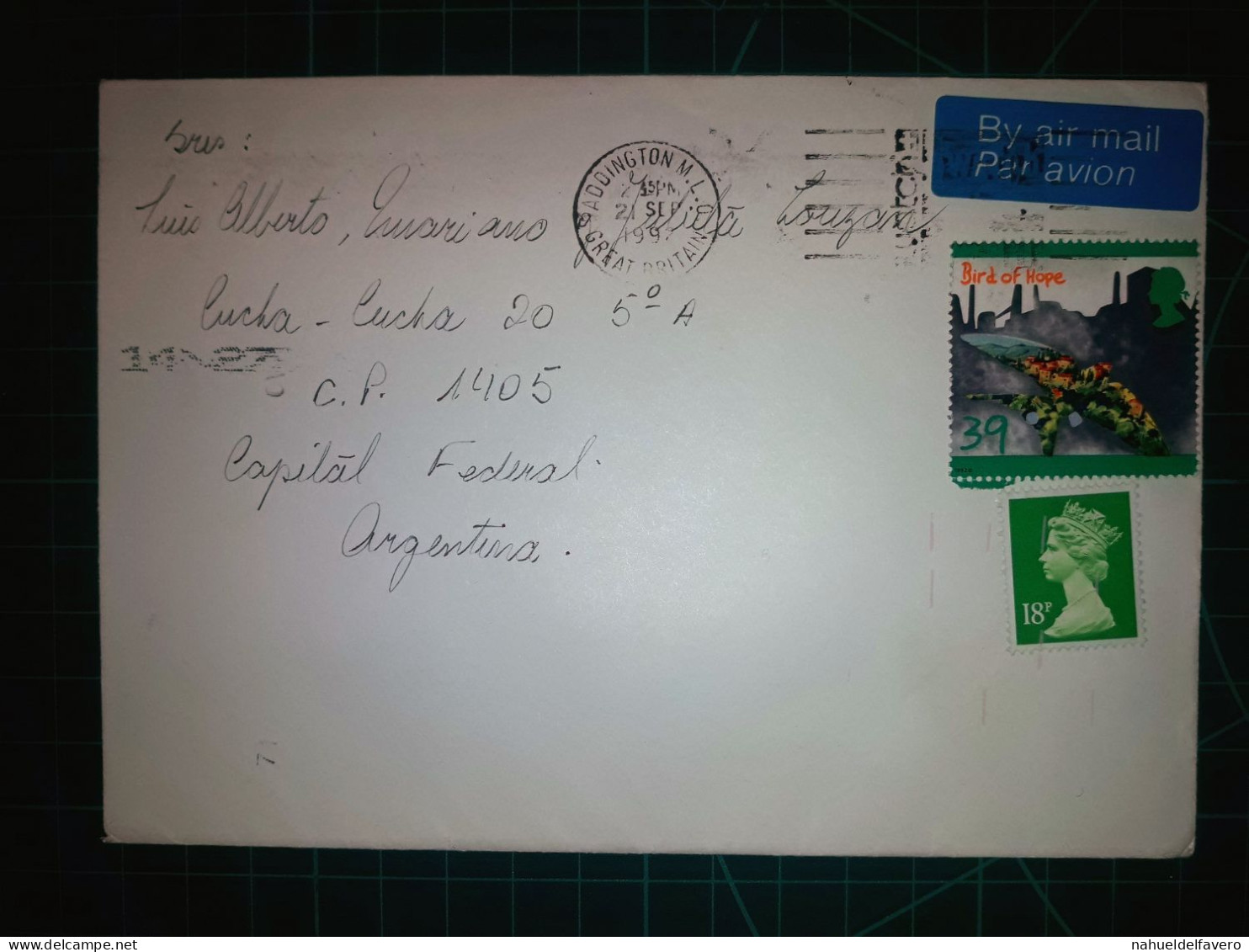 ANGLETERRE, Enveloppe Envoyée Par Avion à Capital Federal, Argentine Avec Une Variété De Timbres-poste. Années 1990 - Used Stamps