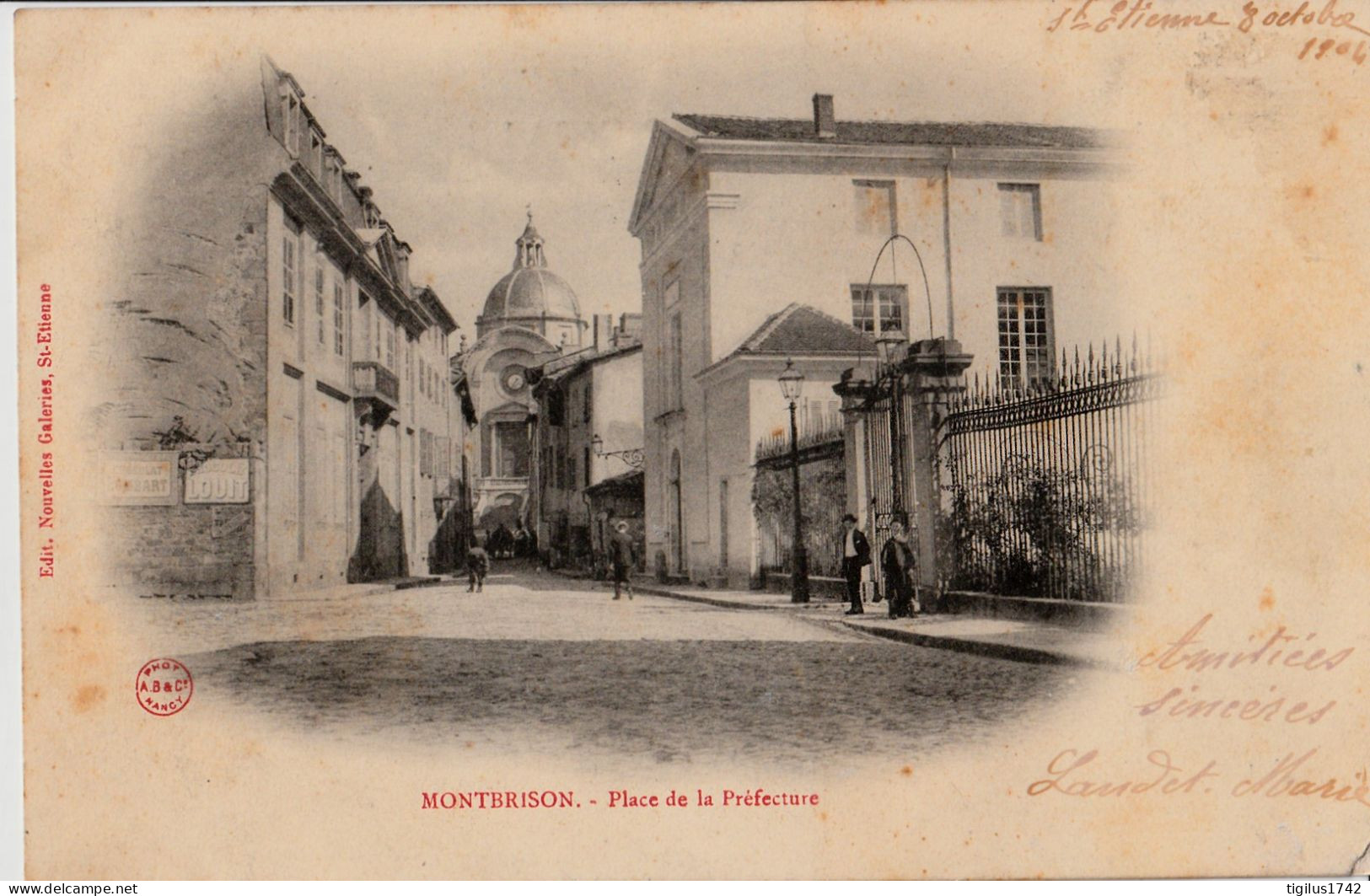 Montbrison Place De La Préfecture - Montbrison