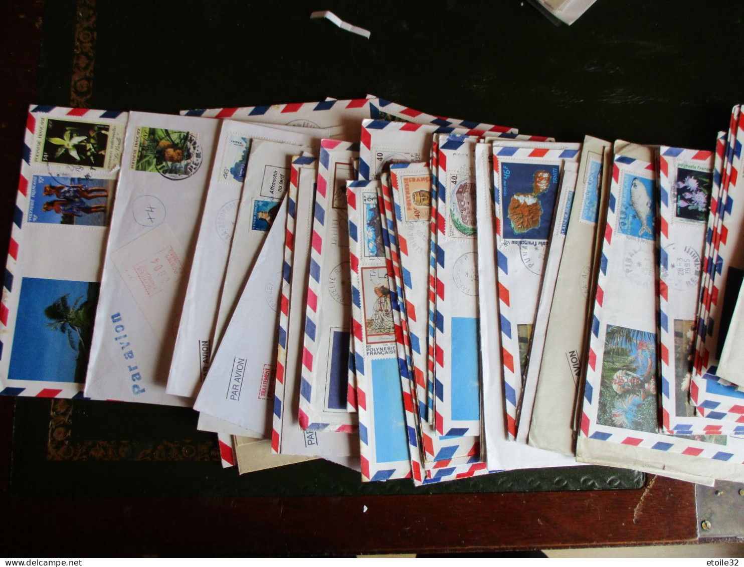 Lot Important De TAHITI + DE 340 LETTRES DES ILES - Tahiti