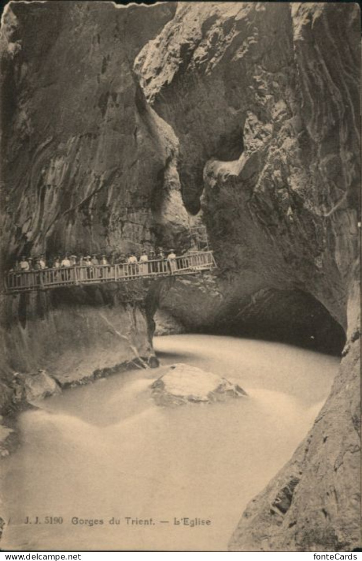10795084 Vernayaz Vernayaz Gorges Trient Schlucht Hoehle Grotte Eglise * Vernaya - Other & Unclassified
