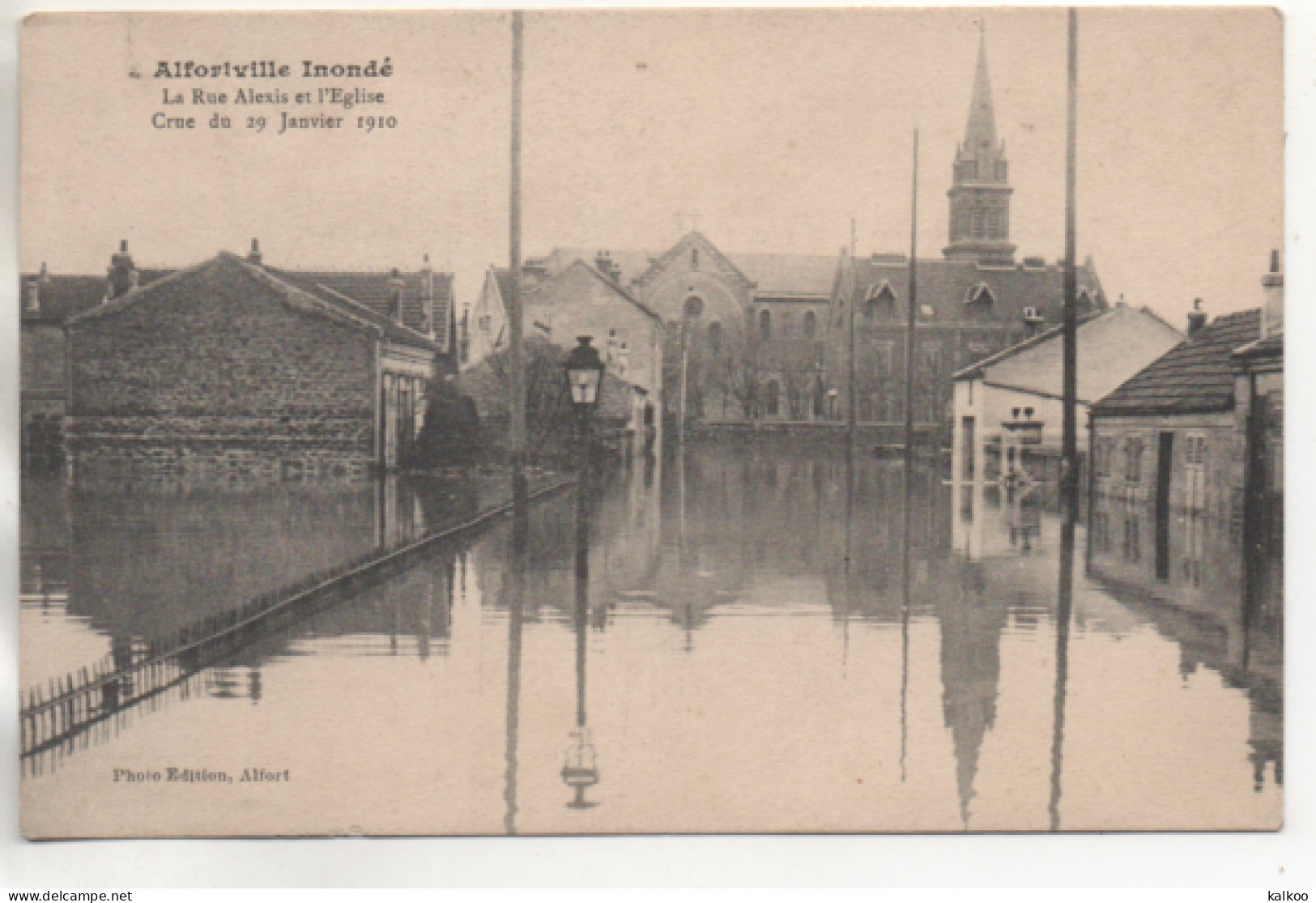 CPA ( Alfortville Innondé - La Rue Alexis // Crue Janvier 1910 ) - Alfortville