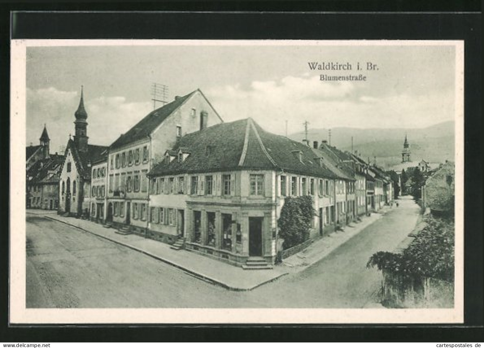 AK Waldkirch I. Br., Blumenstrasse Mit Handlung Joseph Ihringer  - Waldkirch