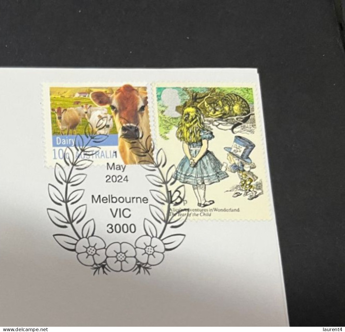 21-5-2024 (5 Z 42) Alice In Wonderland (UK + OZ Stamps) UK Year Of Child Stamp - Märchen, Sagen & Legenden