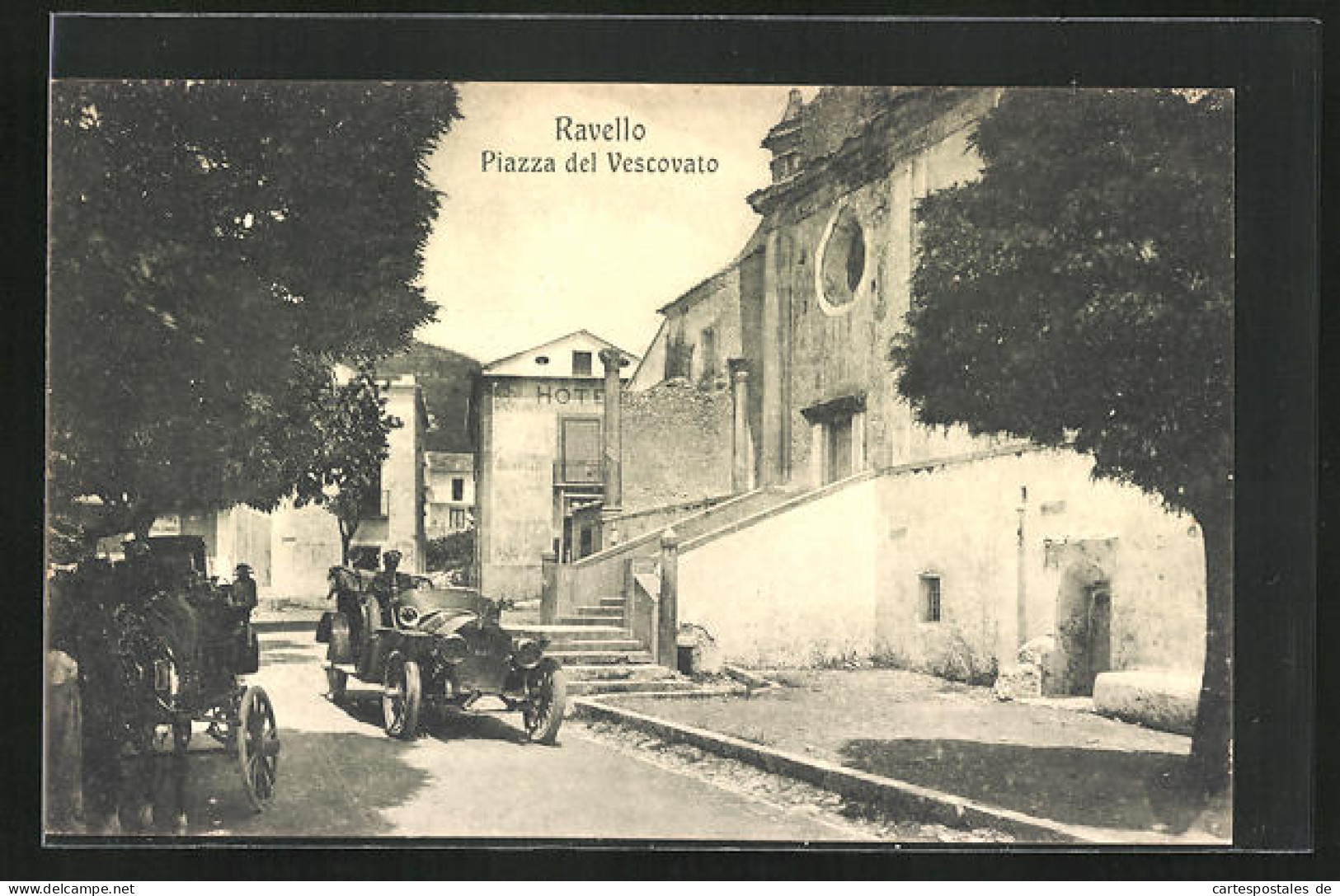 Cartolina Ravello, Piazza Del Vescovato  - Autres & Non Classés