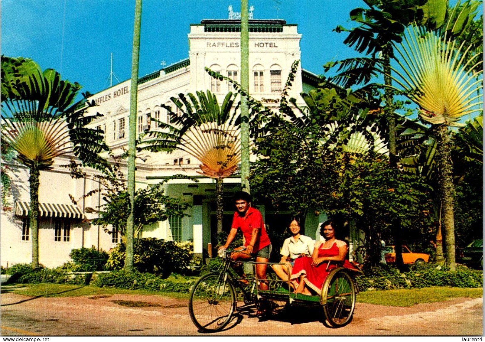 21-5-2024 (5 Z 43) Singapore - Trishow (and Famous Raffles Hotel) Cycling - Andere & Zonder Classificatie
